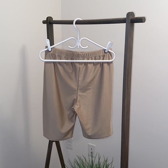 Revamped - Picture 2 of 3